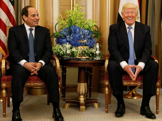U.S. President Donald Trump meets with Egypt's President Abdel Fattah al-Sisi in Riyadh, Saudi Arabia May 21, 2017. REUTERS/Jonathan Ernst