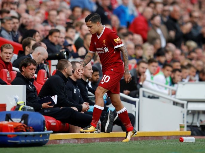 Soccer Football - Premier League - Liverpool vs Burnley - Anfield, Liverpool, Britain - September 16, 2017 Liverpool's Philippe Coutinho is substituted REUTERS/Phil Noble EDITORIAL USE ONLY. No use with unauthorized audio, video, data, fixture lists, club/league logos or