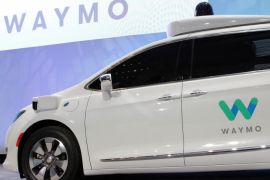 Waymo unveils a self-driving Chrysler Pacifica minivan during the North American International Auto Show in Detroit, Michigan, U.S., January 8, 2017. REUTERS/Brendan McDermid