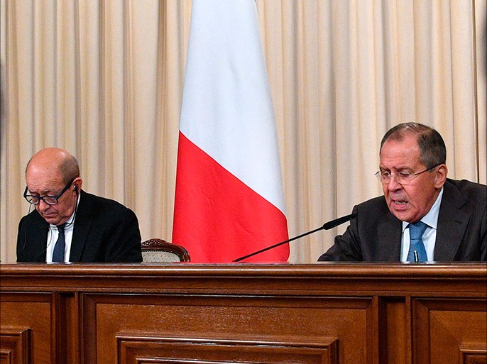 Russian Foreign Minister Sergei Lavrov (R) and his French counterpart Jean-Yves Le Drian (L) attend a press conference after their talks in Moscow on September 8, 2017. / AFP PHOTO / Mladen ANTONOV (Photo credit should read MLADEN ANTONOV/AFP/Getty Images)