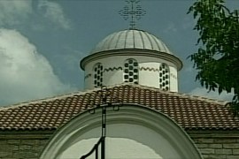 الصرب دمروا 120 مسجدا وقتلوا 20 إماما بكوسوفو 1999/6/22