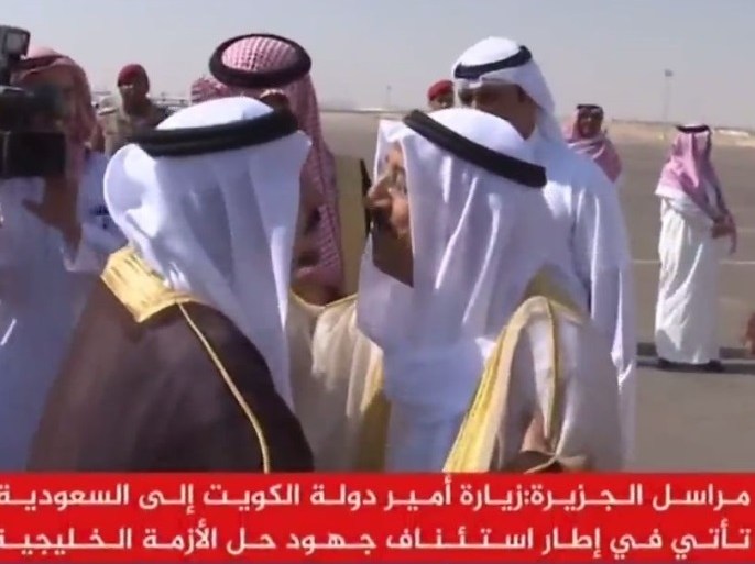 أمير الكويت يزور السعودية لمواصلة جهود لحل الأزمة الخليجية وضمان عقد القمة الخليجية في ديسمبر المقبل