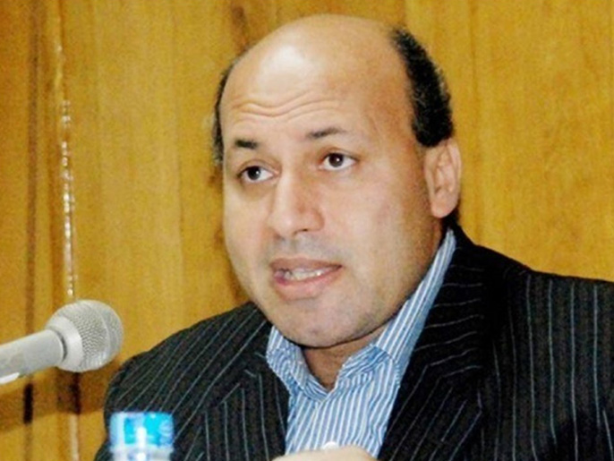 ‪عبد السلام: مصر دخلت دائرة الاقتراض من أجل سداد القروض فقط‬ (الجزيرة)