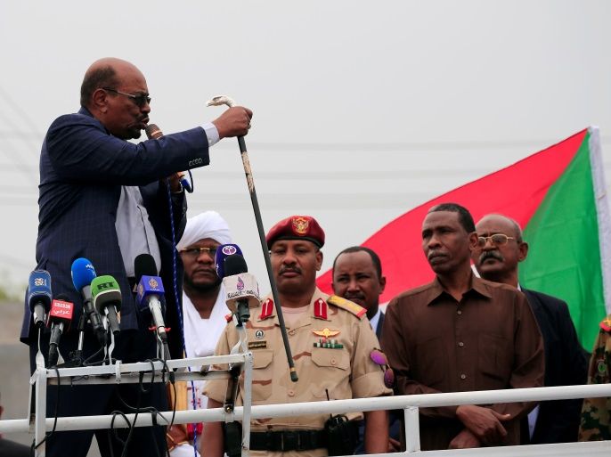 Sudan's President Omar al-Bashir addresses supporters at a rally during his visit of the war-torn Darfur region in Nyala, Darfur, Sudan September 21, 2017. REUTERS/Mohamed Nureldin Abdallah