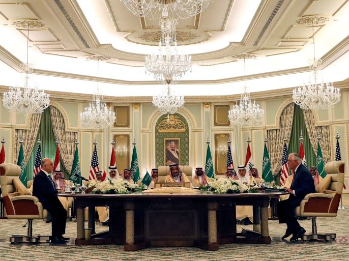 Saudi King Salman bin Abdulaziz (C) attends a meeting of the Saudi-Iraqi Bilateral Coordination Council with US Secretary of State Rex Tillerson (C-R) and Iraqi Prime minister Haider al-Abadi (C-L), accompanied by Iraqi Foreign Minister Ibrahim al-Jaafari (L), in the Saudi capital Riyadh on October 22, 2017. / AFP PHOTO / POOL / Alex Brandon (Photo credit should read ALEX BRANDON/AFP/Getty Images)