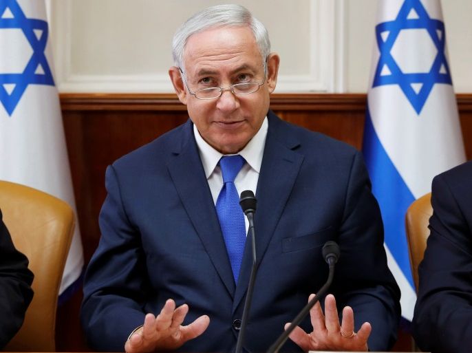 Israeli Prime Minister Benjamin Netanyahu attends the weekly cabinet meeting at his office in Jerusalem October 15, 2017. REUTERS/Abir Sultan/Pool