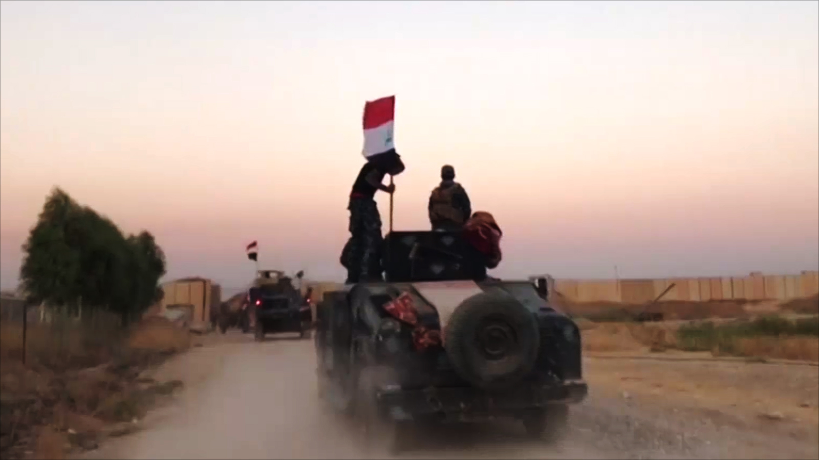 ‪القوات العراقية أعلنت أنها سيطرت على مواقع في كركوك‬ القوات العراقية أعلنت أنها سيطرت على مواقع في كركوك (الجزيرة)