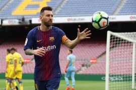 Soccer Football - La Liga Santander - FC Barcelona vs Las Palmas - Camp Nou, Barcelona, Spain - October 1, 2017 Barcelona’s Lionel Messi during the match REUTERS/Albert Gea