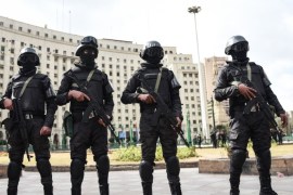 Members of the Egyptian police special forces stand guard on Cairo's landmark Tahrir Square on January 25, 2016, as the country marks the fifth anniversary of the 2011 uprising.Egyptians marked the fifth anniversary of the uprising that toppled Hosni Mubarak amid tight security and a warning from the new regime that demonstrations will not be tolerated. / AFP / MOHAMED EL-SHAHED (Photo credit should read MOHAMED EL-SHAHED/AFP/Getty Images)