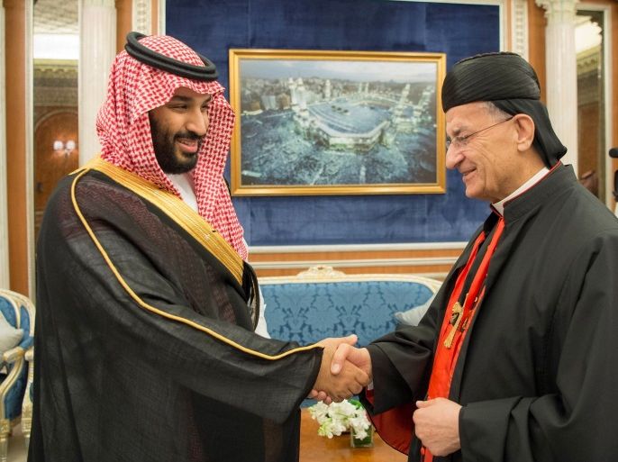 Saudi Crown Prince Mohammed bin Salman shakes hands with Lebanese Maronite Patriarch Bechara Boutros Al-Rahi during their meeting in Riyadh, November 14, 2017. Bandar Algaloud/Courtesy of Saudi Royal Court/Handout via REUTERS ATTENTION EDITORS - THIS PICTURE WAS PROVIDED BY A THIRD PARTY.