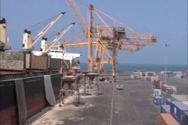 نفت الإدارة العليا في مؤسسة موانئ البحر الاحمر اليمنية الاخبار المتداولة بخصوص إعادة فتح ميناء الحديدة امام السفن التجارية والاغاثية