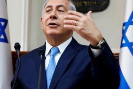 Israeli Minister Benjamin Netanyahu attends the weekly cabinet meeting in Jerusalem November 26, 2017. REUTERS/Gali Tibbon/Pool