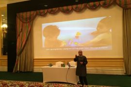 ، الدكتورة ناهد العتيقي، من ندوة عن التوحد في المؤتمر الدولي للرعاية الصحية الاولية في قطر