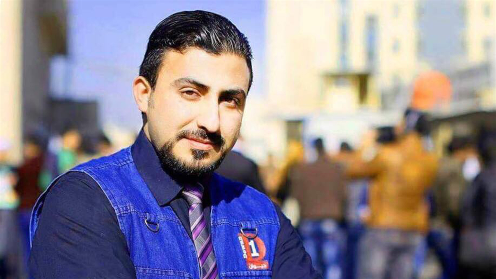 الصحفي سرمد القيس تعرض للتهديد بالقتل بسبب إنجازه لتقرير عن امرأة تقود سيارة أجرة ببغداد