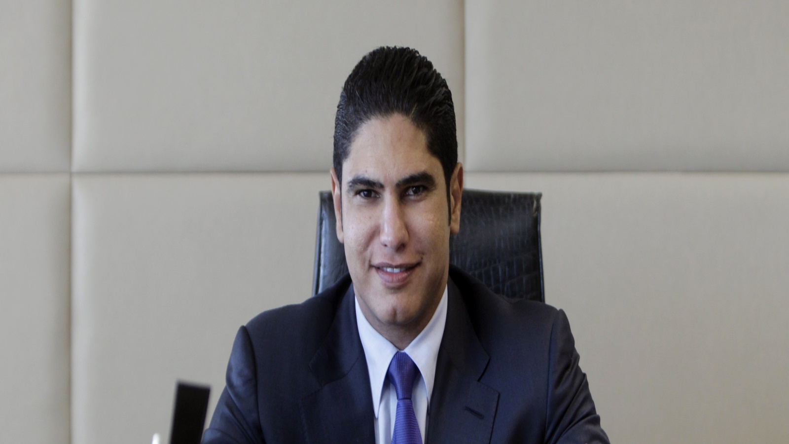 الملياردير أحمد أبو هشيمة  ابن لواء شرطة سابق، استحوذت شركته 