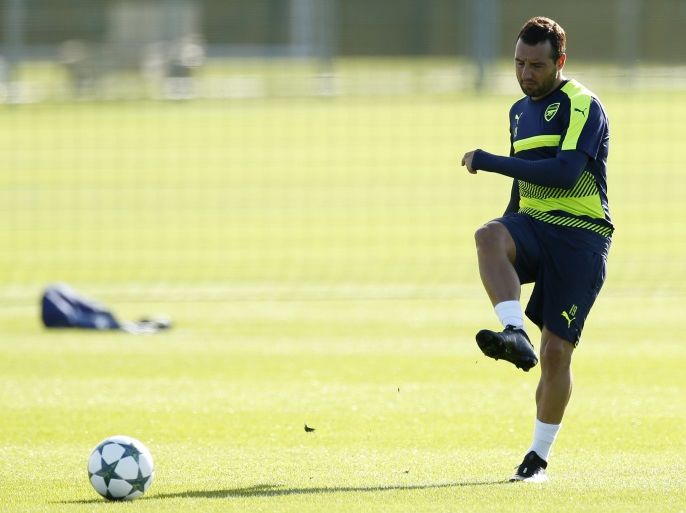 Britain Soccer Football - Arsenal Training - Arsenal Training Ground - 18/10/16Arsenal's Santi Cazorla during trainingAction Images via Reuters / Andrew CouldridgeLivepicEDITORIAL USE ONLY.