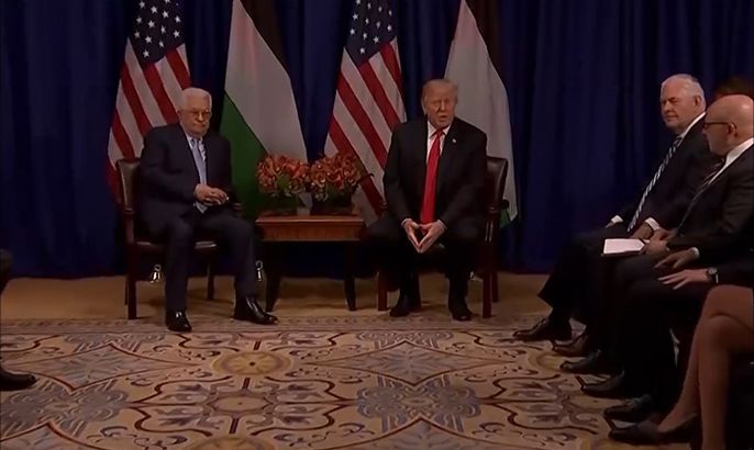 السلطة الفلسطينية تلوح بتعليق اتصالاتها مع واشنطن