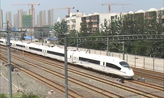 الصين.. تطور كبير بقطاع السكك الحديدية الفائقة السرعة
