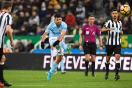 NEWCASTLE UPON TYNE, ENGLAND - DECEMBER 27: Sergio Aguero of Manchester City shoots over the bar during the Premier League match between Newcastle United and Manchester City at St. James' Park on December 27, 2017 in Newcastle upon Tyne, England. (Photo by Stu Forster/Getty Images)