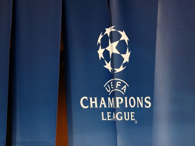 PARIS, FRANCE - NOVEMBER 22: General view of the UEFA Champions league logo during the UEFA Champions League group B match between Paris Saint-Germain and Celtic FC at Parc des Princes on November 22, 2017 in Paris, France. (Photo by Catherine Ivill/Getty Images)