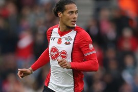 SOUTHAMPTON, ENGLAND - NOVEMBER 04: Virgil van Dijk of Southampton in action during the Premier League match between Southampton and Burnley at St Mary's Stadium on November 4, 2017 in Southampton, England. (Photo by Steve Bardens/Getty Images)