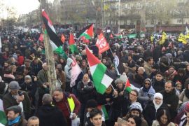 مظاهرة حاشدة لمسلمي فرنسا احتجاج على قرار ترمب نقل السفارة للقدس