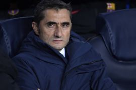 BARCELONA, SPAIN - DECEMBER 05: Ernesto Valverde, coach of Barcelona during the UEFA Champions League group D match between FC Barcelona and Sporting CP at Camp Nou on December 5, 2017 in Barcelona, Spain. (Photo by Alex Caparros/Getty Images)