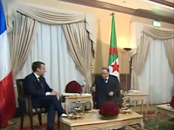 ماكرون يستبعد في الجزائر الاعتذار عن فترة الاستعمار