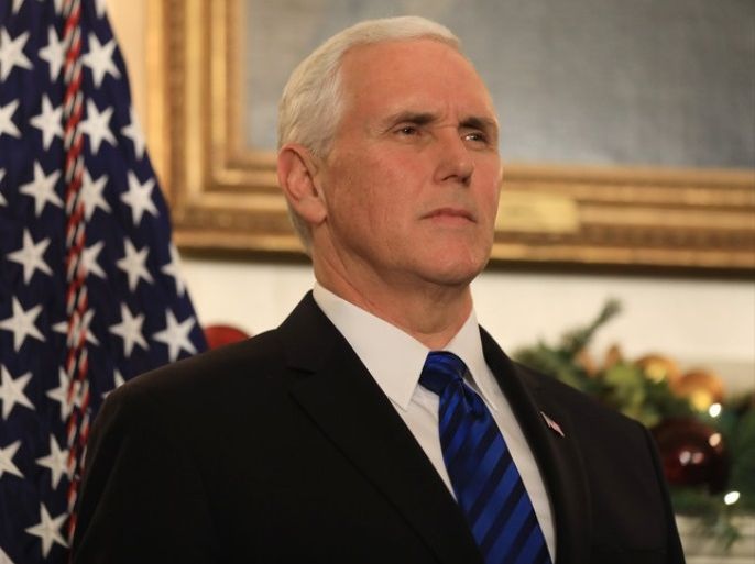 epa06371845 US Vice President Mike Pence listens as US President Donald Trump delivers his controversial decision to formally recognize Jerusalem as the capital of Israel, and his plan to relocate the US embassy to that city, in the Diplomatic Room of the White House in Washington, DC, USA 06 December 2017. The move breaks with years of American foreign policy and could lead to unrest in the Middle East. EPA-EFE/JIM LO SCALZO