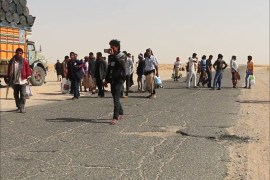 قوات الحزام الأمني المدعومة إماراتيا تغلق مداخل عدن