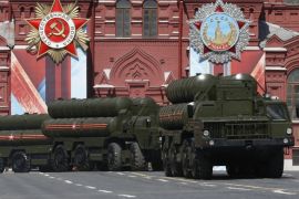 Russian S-400 Triumph medium-range and long-range surface-to-air missile systems drive during the Victory Day parade, marking the 71st anniversary of the victory over Nazi Germany in World War Two, at Red Square in Moscow, Russia, May 9, 2016. REUTERS/Grigory Dukor