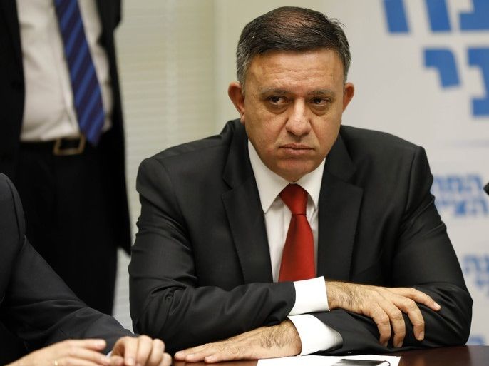 epa06340667 Avi Gabbay, leader of the Israeli Labor party, during a faction meeting of the party at the Knesset, the Israeli parliament, in Jerusalem, Israel, 20 November 2017. Gabbay won the leadership election for the Israeli Labor Party, held in July 2017. The Labor party and Gabbay are running a national campaign to replace the current government and Prime Minister Benjamin Netanyahu. EPA-EFE/ABIR SULTAN