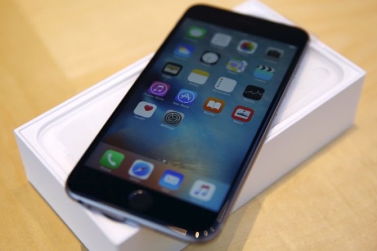 An iPhone 6S Plus is seen at the Apple retail store in Palo Alto, California September 25, 2015. ARM Holdings, the British chip designer whose technology powers Apple's iPhone, beat market expectations with a 27 percent rise in third-quarter profit and said it was confident it could keep outperforming rivals. ARM's low-power processor designs are used in nearly all smartphones and it has consistently outperformed the market as it has found new uses for its technology,