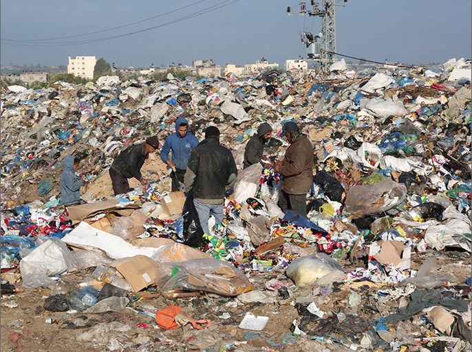 محطة جمع النفايات في القرية البدوية شمال قطاع غزة.