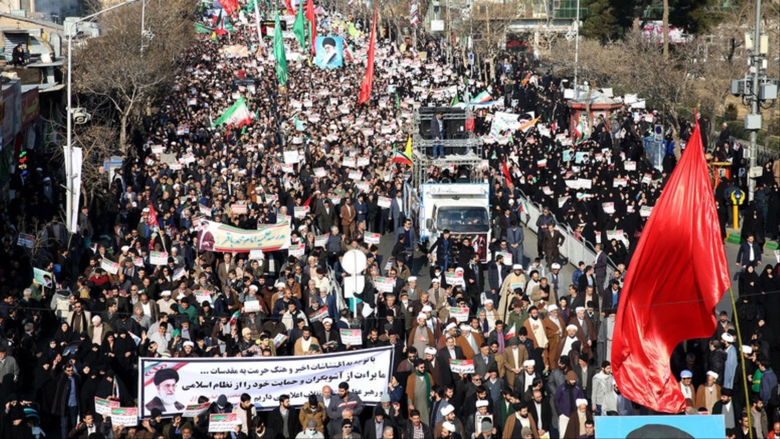 مظاهرات مساندة للحكومة الإيرانية بمدينة مشهد (الأوروبية)