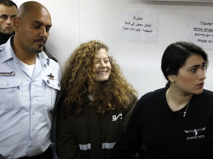 الفتاة الفلسطينية عهد التميمي في جلسة المحكمة العسكرية الإسرائيلية يوم 15 يناير/كانون الثاني 2018