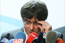 epa06402871 Ousted Catalan leader Carles Puigdemont speaks at a press conference after the Catalunia's election results, at the Press Club in Brussels, Belgium, 22 December 2017. Ciutadans, Catalan faction of Ciudadanos party, was the most voted party, with 37 seats, in the Catalan regional elections the previous day. While the pro Spanish union parties obtained a total of 57 seats between Ciudadanos, 37, Socialist party, 17, and People's Party (PP), 3; the pro-independence parties obtained 40 seats divided between left wing pro-independence ERC party, 32, right wing pro-independence Junts per Catalunya, 34, and extreme left wing pro-independence CUP party, 4. Parties will have to negotiate to form Government before 06 February 2018 to avoid new elections. EPA-EFE/STEPHANIE LECOCQ