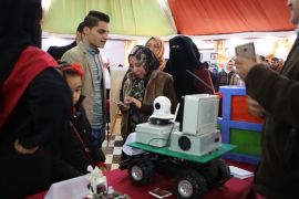 أطفال غزة يواجهون حصارهم بإبداعات تكنولوجية وفنية