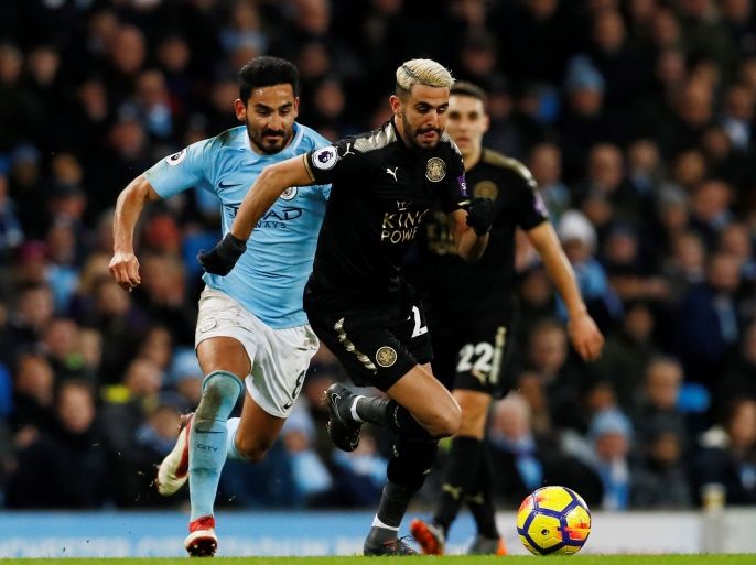 Soccer Football - Premier League - Manchester City vs Leicester City - Etihad Stadium, Manchester, Britain - February 10, 2018 Leicester City's Riyad Mahrez in action with Manchester City's Ilkay Gundogan Action Images via Reuters/Jason Cairnduff EDITORIAL USE ONLY. No use with unauthorized audio, video, data, fixture lists, club/league logos or