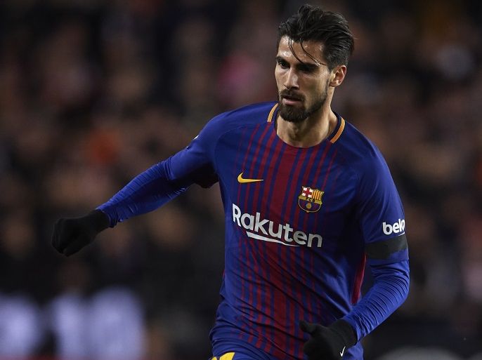 VALENCIA, SPAIN - FEBRUARY 08: Andre Gomes of Barcelona in action during the Copa de Rey semi-final second leg match between Valencia and Barcelona on February 8, 2018 in Valencia, Spain. (Photo by Manuel Queimadelos Alonso/Getty Images)