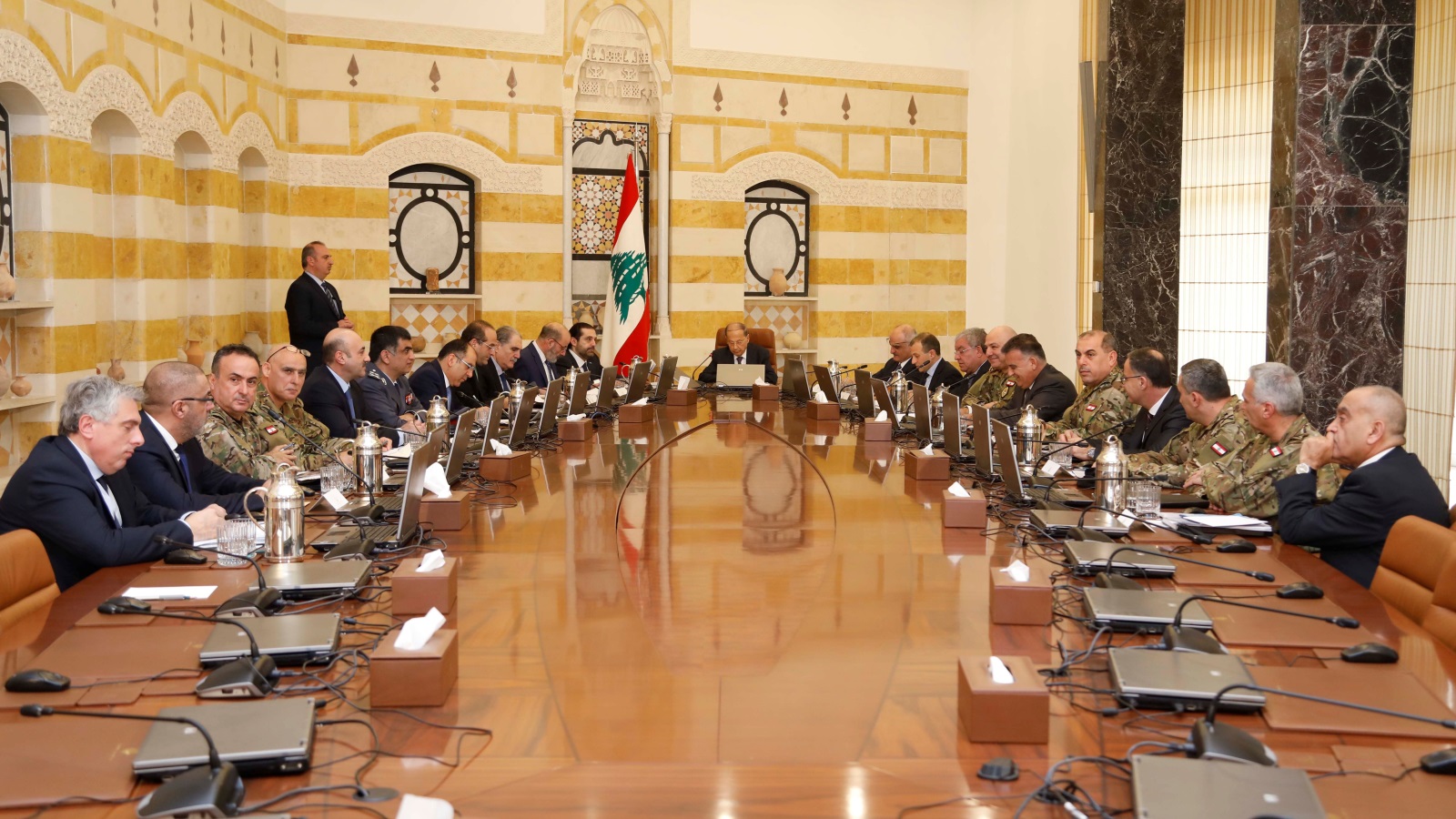 ‪المجلس الأعلى للدفاع في لبنان قال إنه أعطى توجيهاته لمنع إسرائيل من بناء الجدار الفاصل داخل الأراضي اللبنانية‬ (رويترز)