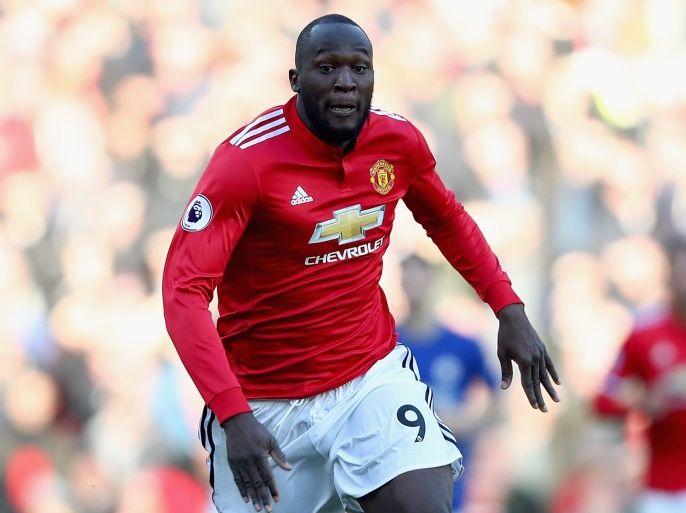 MANCHESTER, ENGLAND - FEBRUARY 25: Romelu Lukaku of Manchester United in action during the Premier League match between Manchester United and Chelsea at Old Trafford on February 25, 2018 in Manchester, England. (Photo by Clive Brunskill/Getty Images)