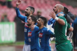 NAPLES, ITALY - FEBRUARY 18: Players of Napoli celebrate after the serie A match between SSC Napoli and Spal at Stadio San Paolo on February 18, 2018 in Naples, Italy. (Photo by Maurizio Lagana/Getty Images)