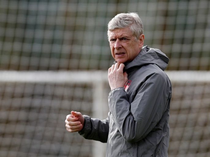 Soccer Football - Europa League - Arsenal Training - Arsenal Training Centre, St Albans, Britain - March 7, 2018 Arsenal manager Arsene Wenger during training Action Images via Reuters/Paul Childs
