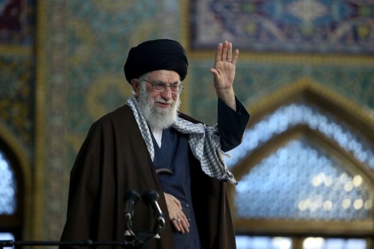 مرشد الجمهورية الإيرانية علي خامنئي يلقي خطابا في مدينة مشهد بمناسبة بداية السنة الفارسية