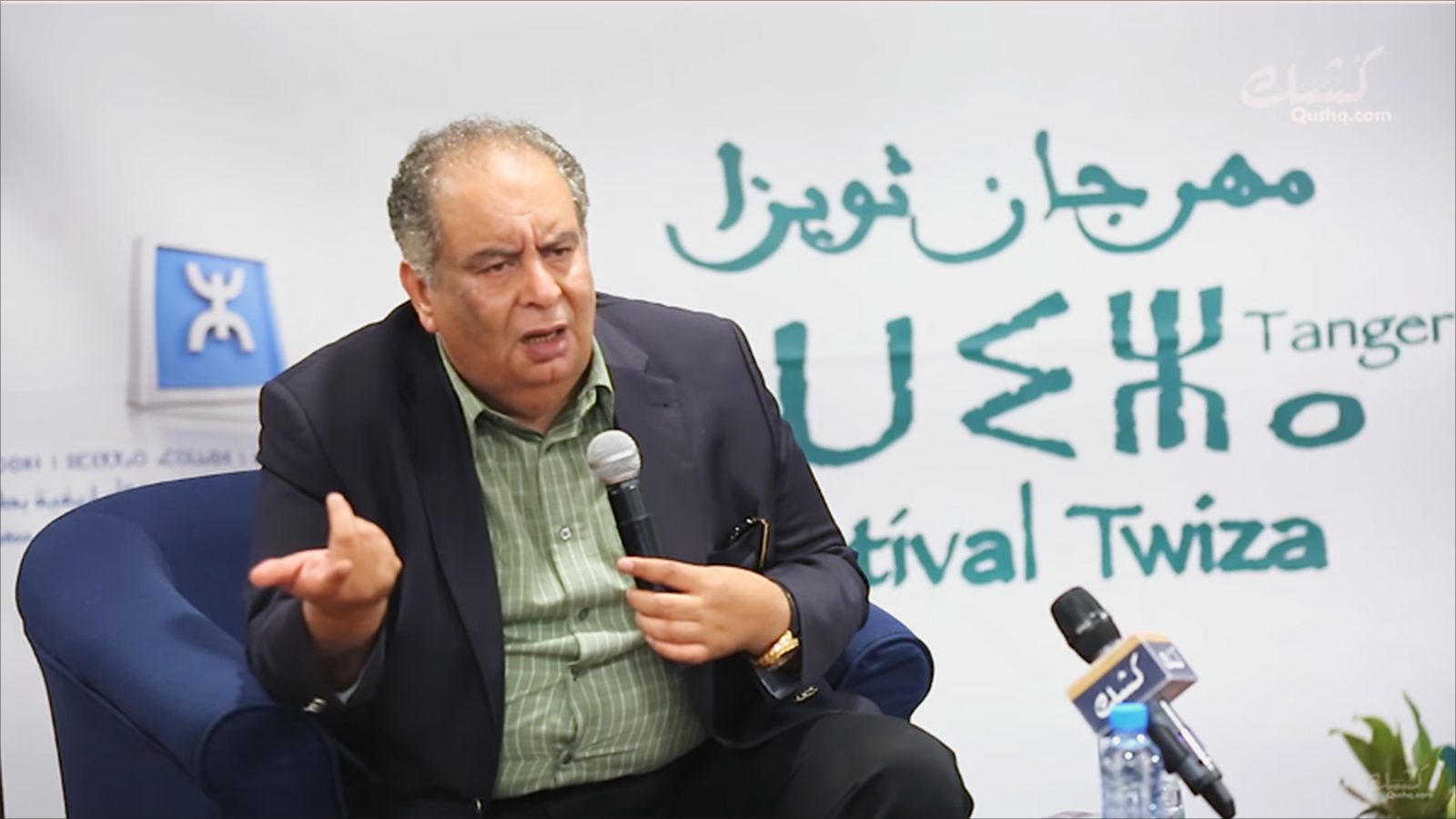 ‪الكاتب المصري يوسف زيدان فاز بجائزة البوكر في 2009 عن روايته 