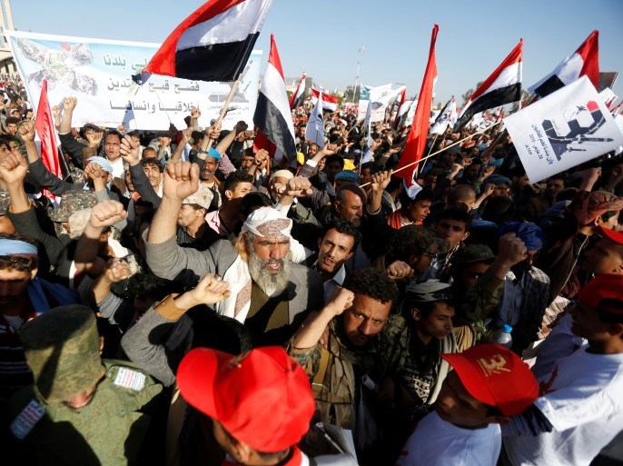 Houthi supporters attend a rally to mark the third anniversary of the Saudi-led intervention in the Yemeni conflict in Sanaa, Yemen March 26, 2018. REUTERS/Khaled Abdullah