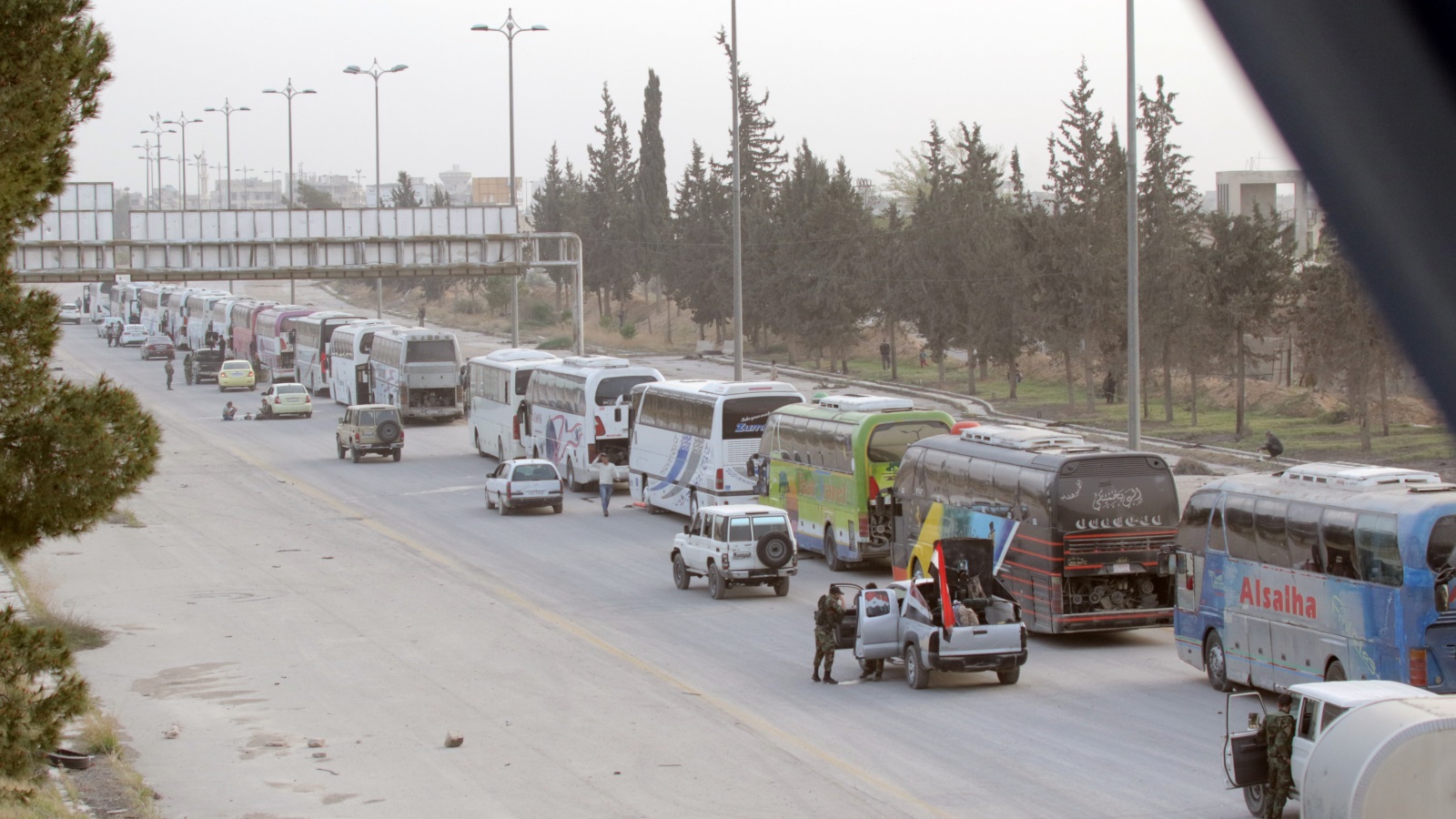 ‪الأسابيع الأخيرة شهدت تهجير الآلاف من سكان الغوطة نحو الشمال السوري‬ (الأوروبية)