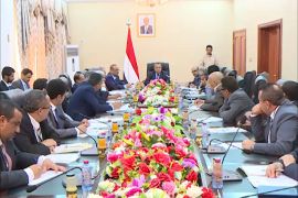 حكومة اليمن تطالب التحالف بتسليم السجون السرية