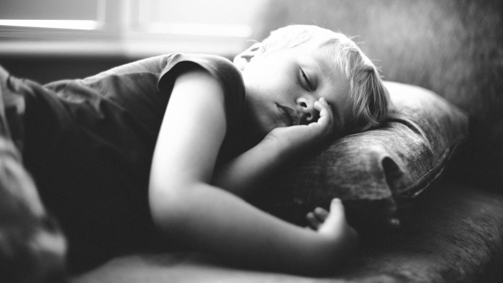 ‪كلما كان عمر الطفل أقل كانت حاجته للنوم أكثر‬ كلما كان عمر الطفل أقل كانت حاجته للنوم أكثر (غيتي)
